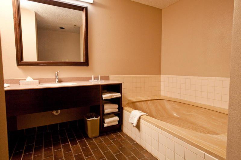 The Atrium Hotel And Conference Center Springdale Quarto foto